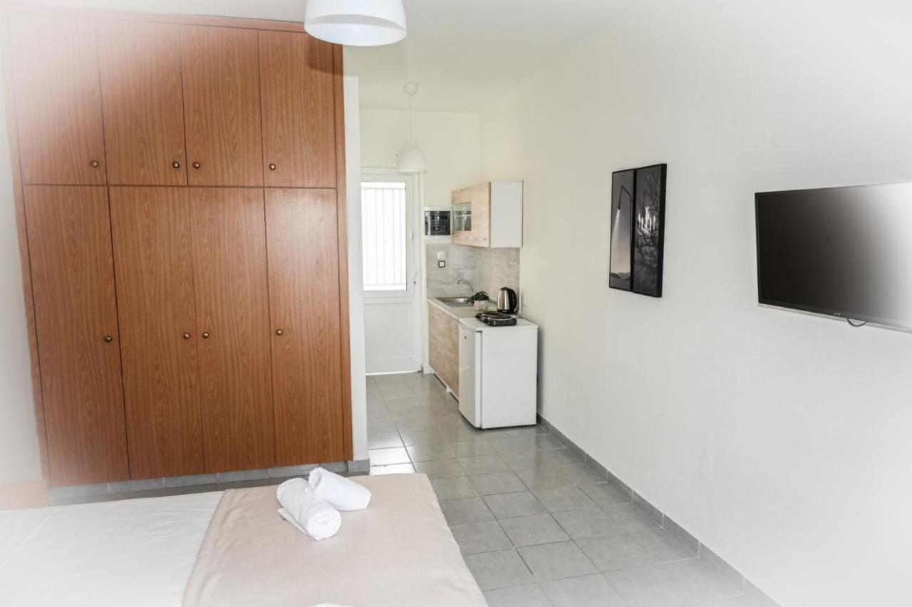 Stacy'S Studios Kremasti  Luaran gambar