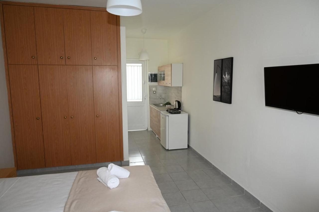 Stacy'S Studios Kremasti  Luaran gambar